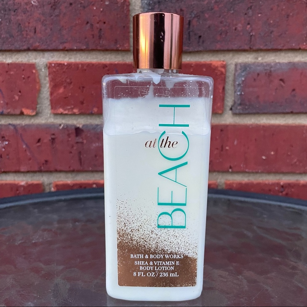 Bath & Body Works At The Beach Super Smooth 24hr Moisture Lotion 8oz Rare